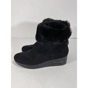 DKNY‎ New Aron Wedge Bootie Black Womens Shoes Faux Fur 7 M Boots Used Once $150